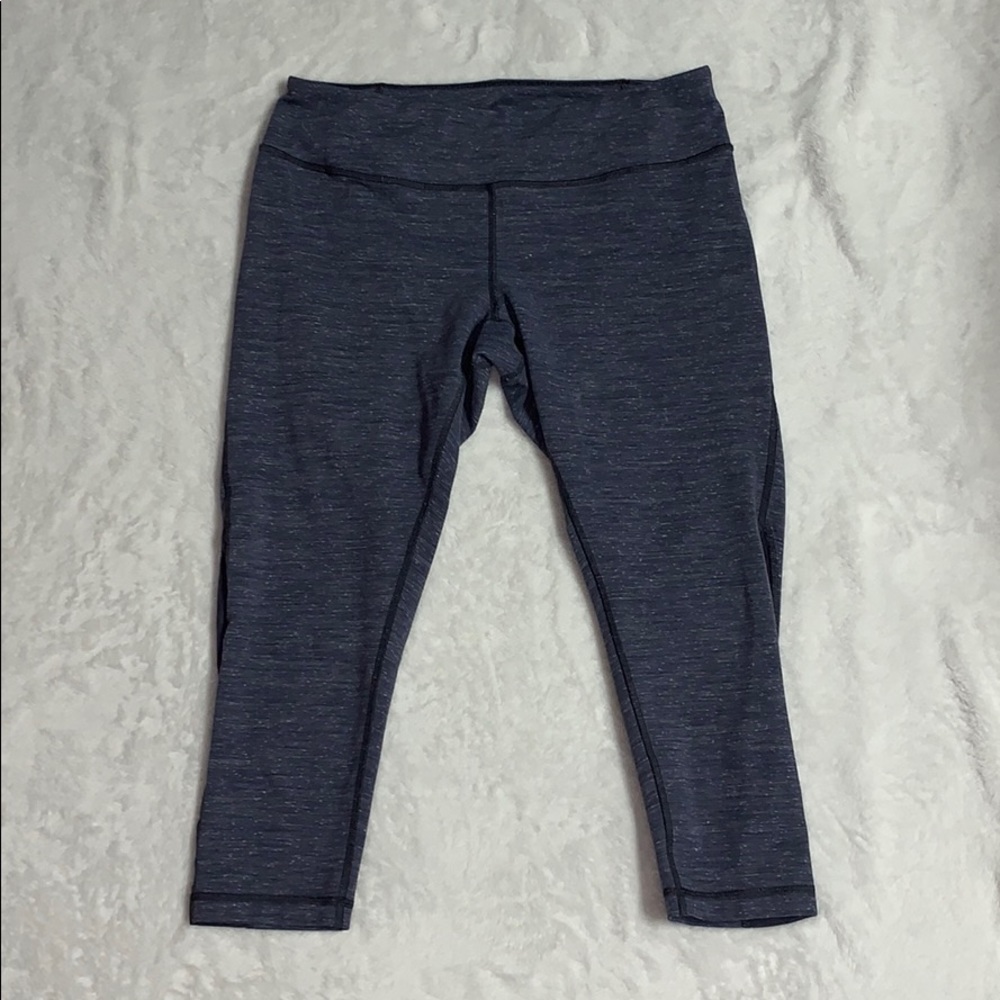 Zella large blue capri leggings